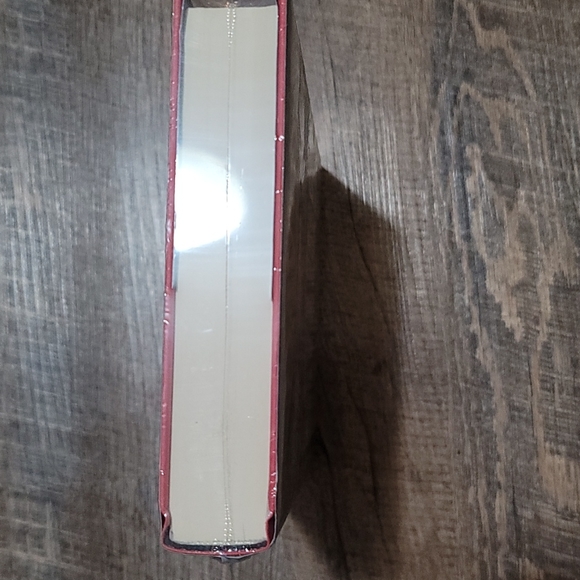 Brand new sealed hardcover book by David Baldacci Title Daylight best selling - Picture 2 of 7